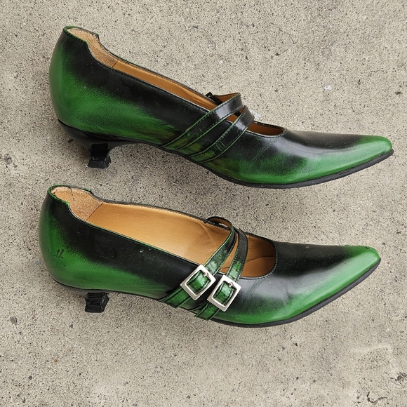 Fluevog ombre green kitten heels - size 8.5 - Picture 2 of 4